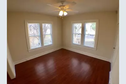 907 Taylor Street, Austin, TX 78702 - Photo 2