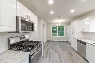 3901 Skipton Drive, Austin, TX 78727 - Photo 18