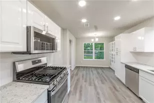 3901 Skipton Dr, Austin, TX 78727 - Photo 18