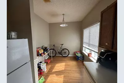 2414 Longview Street #301, Austin, TX 78705 - Photo 6