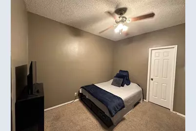 2414 Longview Street #301, Austin, TX 78705 - Photo 10