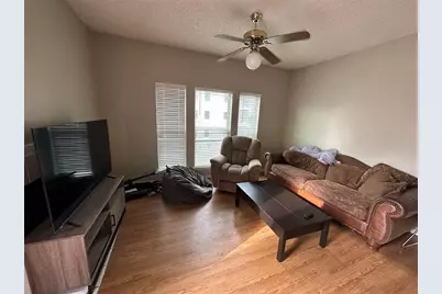 2414 Longview Street #301, Austin, TX 78705 - Photo 2