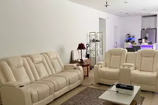 208 Flowers Ave, Hutto, TX 78634 - Photo 2
