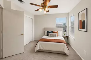 5108 N Hearsey Dr, Austin, TX 78744 - Photo 8