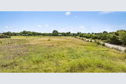 1920 County Road 130, Hutto, TX 78634 - Photo 8