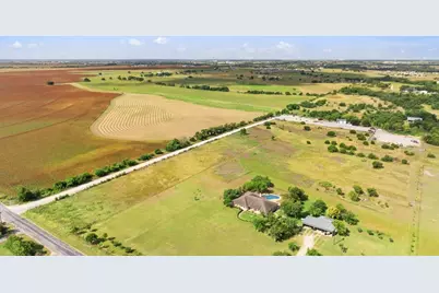 1920 County Road 130, Hutto, TX 78634 - Photo 4