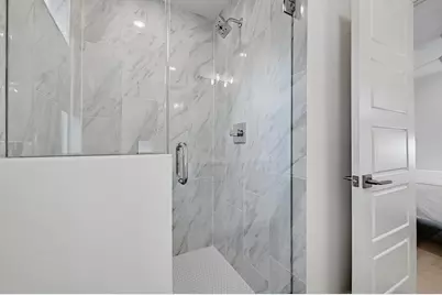 2405 E 11th Street #2, Austin, TX 78702 - Photo 22