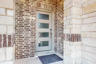 101 Breccia Trl, Liberty Hill, TX 78642 - Photo 2