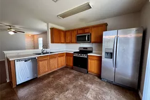 14420 Cummins Way, Manor, TX 78653 - Photo 6