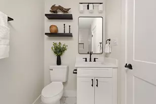 3506 Colmenero Cir, Austin, TX 78741 - Photo 16
