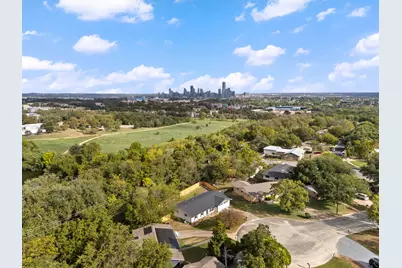 3506 Colmenero Circle, Austin, TX 78741 - Photo 32