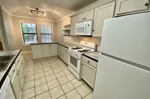 140 Llama Loop, Kyle, TX 78640 - Photo 10