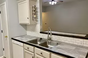 140 Llama Loop, Kyle, TX 78640 - Photo 14