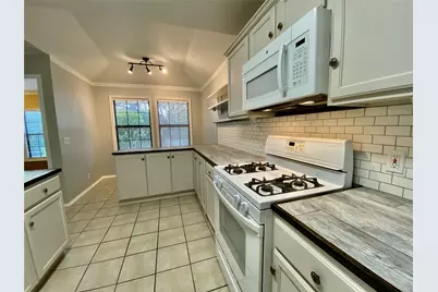 140 Llama Loop, Kyle, TX 78640 - Photo 12