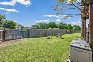 1313 Laurelleaf Dr, Pflugerville, TX 78660 - Photo 14