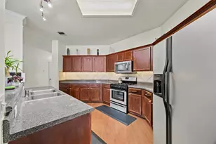 1313 Laurelleaf Dr, Pflugerville, TX 78660 - Photo 6
