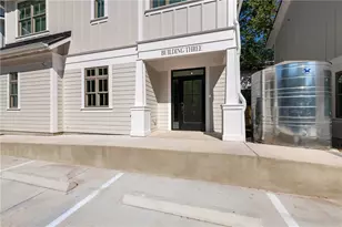 408 W 38 1/2 St, Austin, TX 78705 - Photo 10