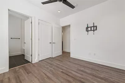 408 W 38 1/2 Street #3, Austin, TX 78705 - Photo 26