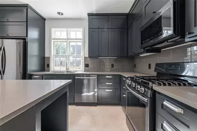 408 W 38 1/2 Street #3, Austin, TX 78705 - Photo 16