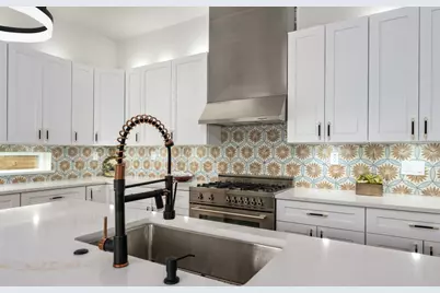 1004 Karen Avenue, Austin, TX 78757 - Photo 6