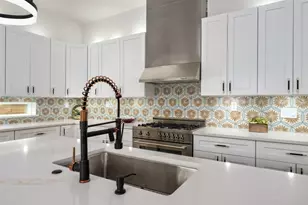 1004 Karen Ave, Austin, TX 78757 - Photo 6