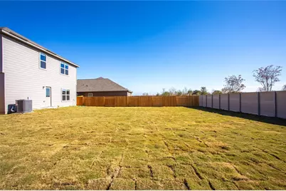 14201 Prairie Sod Lane, Elgin, TX 78621 - Photo 30