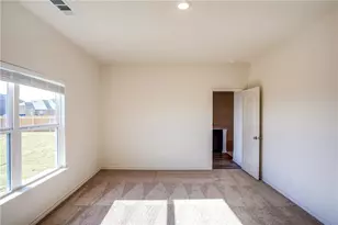 14201 Prairie Sod Ln, Elgin, TX 78621 - Photo 14