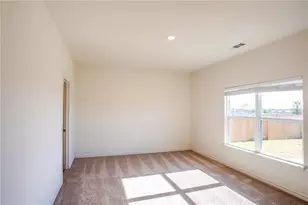 14201 Prairie Sod Ln, Elgin, TX 78621 - Photo 12