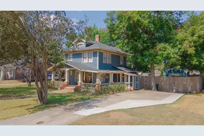 602 W Buck Street, Caldwell, TX 77836 - Photo 1