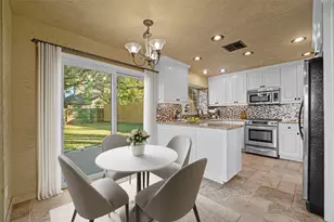 11021 Whiskey River Dr, Austin, TX 78748 - Photo 6