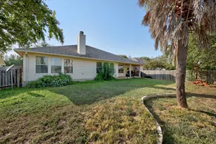 400 Ranier Ln, Round Rock, TX 78665 - Photo 32