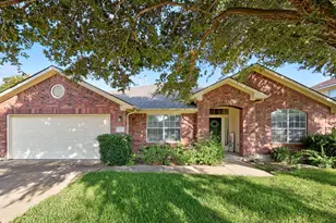 400 Ranier Ln, Round Rock, TX 78665 - Photo 4