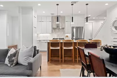2104 E 2nd Street #1, Austin, TX 78702 - Photo 2