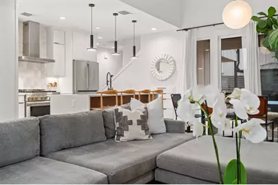 2104 E 2nd Street #1, Austin, TX 78702 - Photo 6