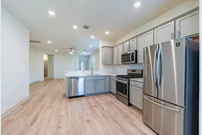 10801 Meris Lane, Austin, TX 78754 - Photo 8