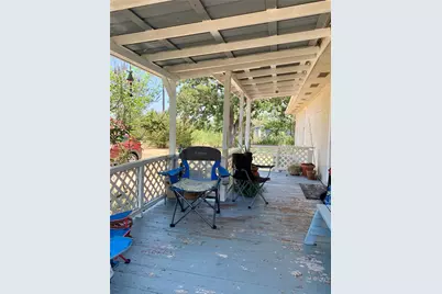 105 Tom Tom, Smithville, TX 78957 - Photo 8