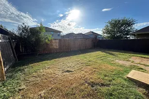 15207 Verela Dr, Austin, TX 78725 - Photo 18