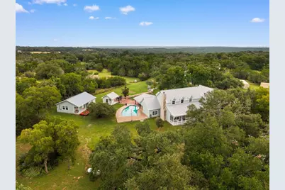 203 Grande Street, Driftwood, TX 78619 - Photo 4