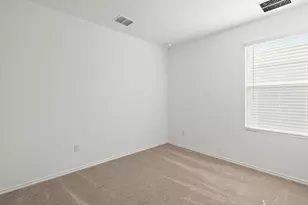 539 Commander Abbott Dr, Jarrell, TX 76537 - Photo 22