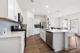 201 Merrick Rd, Georgetown, TX 78628 - Photo 2