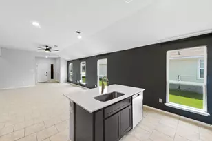 308 Black Opal Dr, Jarrell, TX 76537 - Photo 14