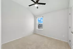 308 Black Opal Dr, Jarrell, TX 76537 - Photo 20