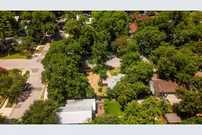 304 W 42nd Street, Austin, TX 78751 - Photo 6