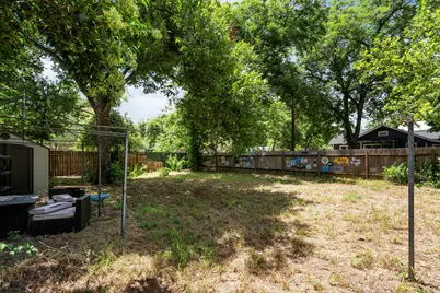 304 W 42nd Street, Austin, TX 78751 - Photo 2