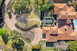 5 Water Front Ave, Lakeway, TX 78734 - Photo 38