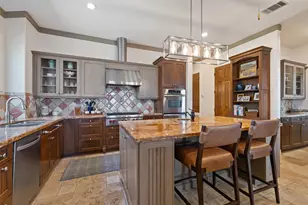 5 Water Front Ave, Lakeway, TX 78734 - Photo 14