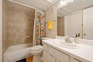 501 W 26th St, Austin, TX 78705 - Photo 14