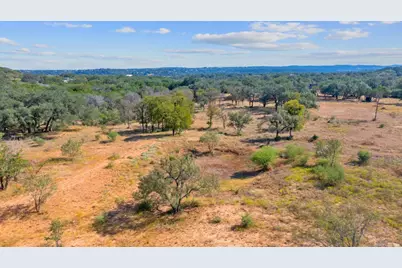 404 County Road 421, Spicewood, TX 78669 - Photo 28