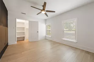 6809 Lunar Dr, Austin, TX 78745 - Photo 12