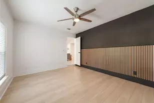 6809 Lunar Dr, Austin, TX 78745 - Photo 14